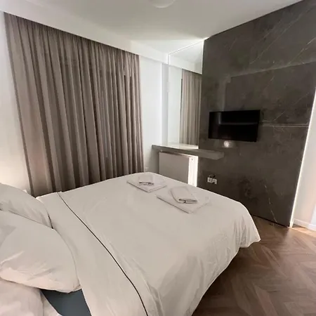 Natali's Luxury